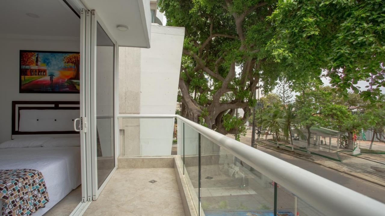 Hollywood Beach Suite Cartagena Bagian luar foto