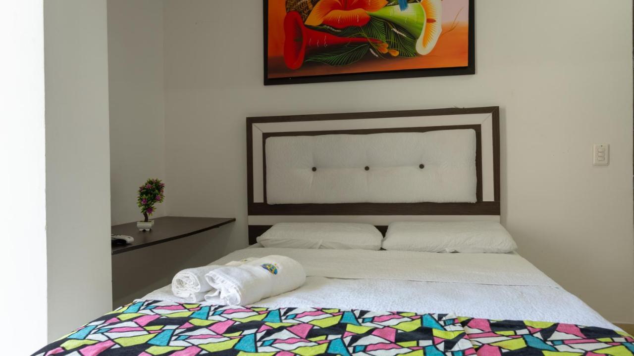 Hollywood Beach Suite Cartagena Bagian luar foto