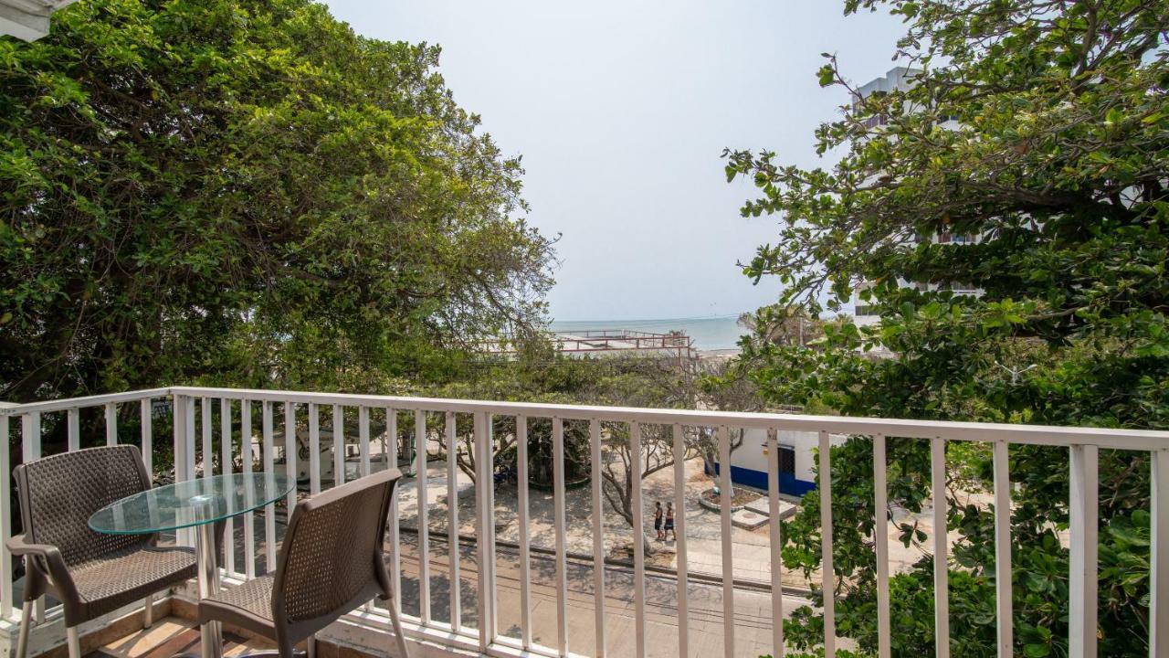Hollywood Beach Suite Cartagena Bagian luar foto